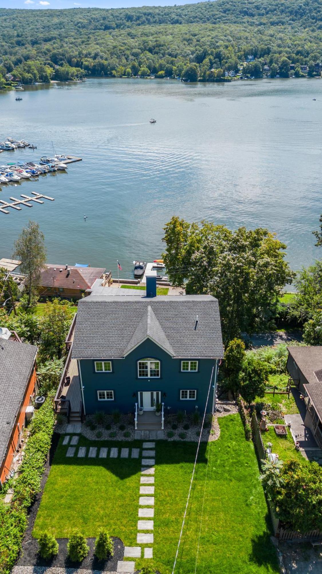 Lakeview House - Hot Tub - Firepit - Stunning Views - Spacious Deck - Cozy Living Room - Bar Greenwood Lake Esterno foto