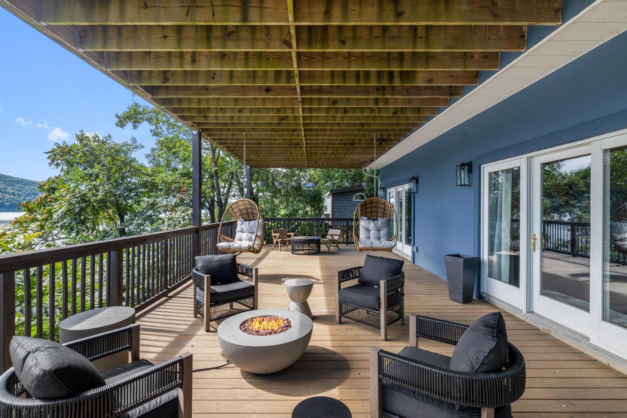 Lakeview House - Hot Tub - Firepit - Stunning Views - Spacious Deck - Cozy Living Room - Bar Greenwood Lake Esterno foto